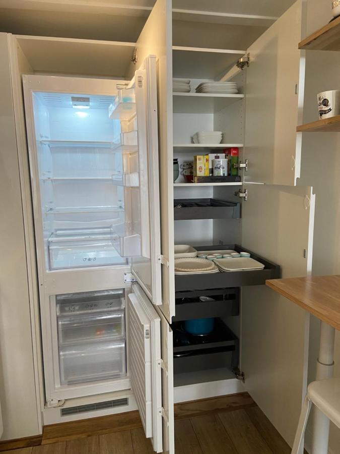 Superbe Duplex De 70M2 Avec 2 Chambres En Hyper Centre Au Calme Sur Cour Classe 3 Etoiles Avec Parking En Option La Rochelle  Ngoại thất bức ảnh