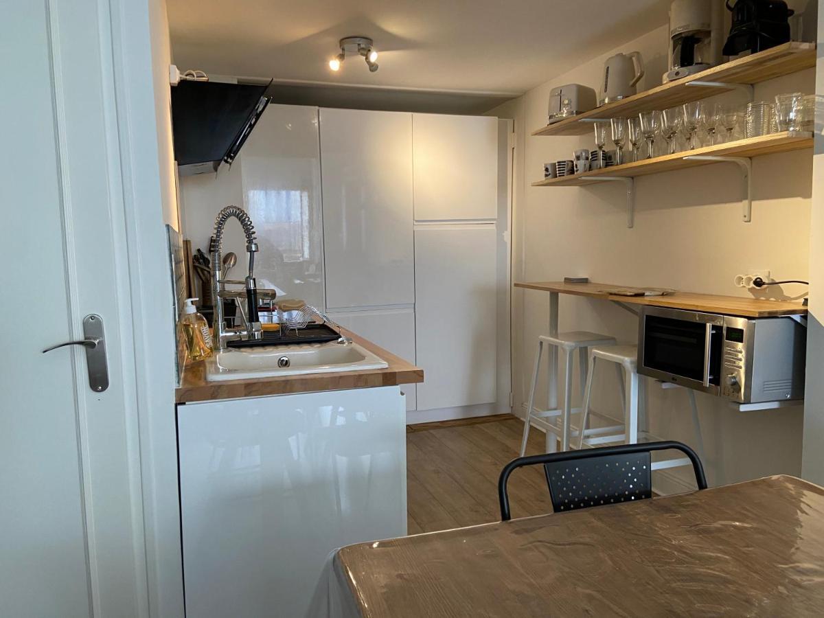 Superbe Duplex De 70M2 Avec 2 Chambres En Hyper Centre Au Calme Sur Cour Classe 3 Etoiles Avec Parking En Option La Rochelle  Ngoại thất bức ảnh