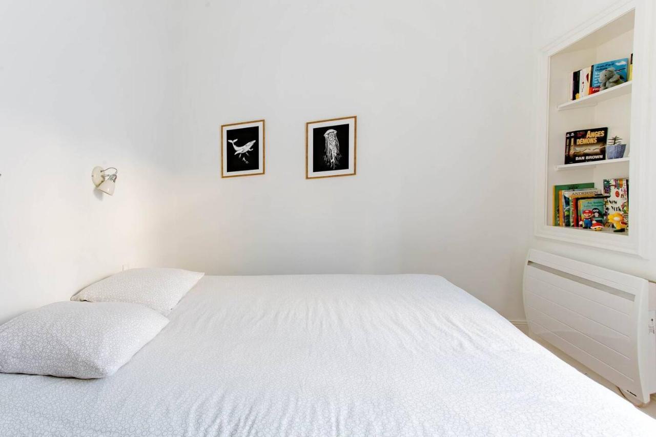Superbe Duplex De 70M2 Avec 2 Chambres En Hyper Centre Au Calme Sur Cour Classe 3 Etoiles Avec Parking En Option La Rochelle  Ngoại thất bức ảnh